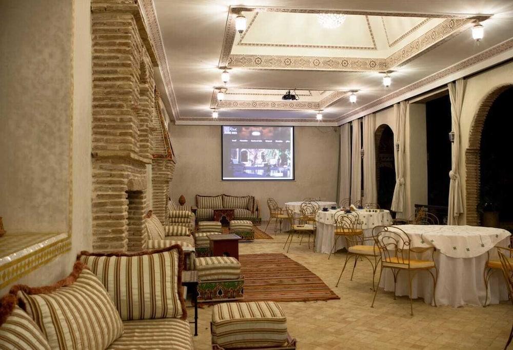 Riad Jnane Ines 3*